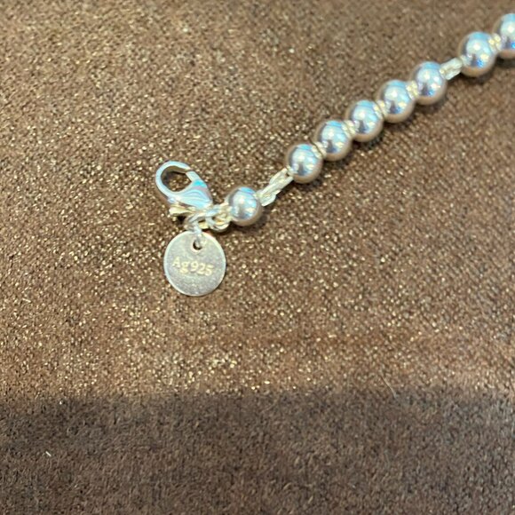 Return to Tiffany® Pink Heart Tag Bead Bracelet in Silver, 4 mm - Picture 7 of 10